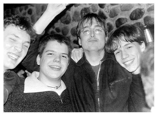 Johannes Hansen, Mali, Florian, Timon. 1999 im Dornbusch.