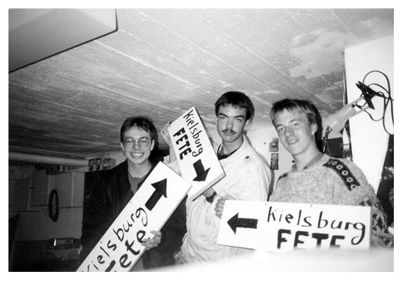 Unten im Fienschen Keller: Thomas, Oke, Gunter. 1988.