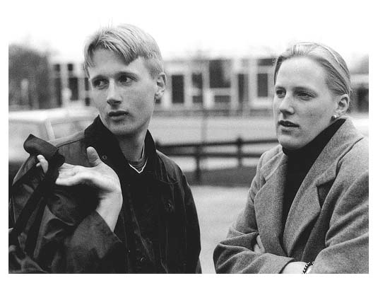 JMK und Kaddi. 2001.