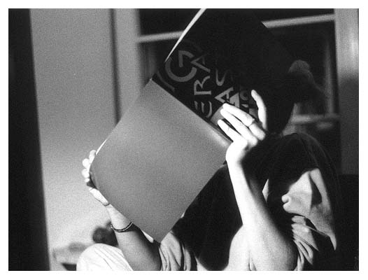 Dahinter steckt ein kluger Kopf. 2001.