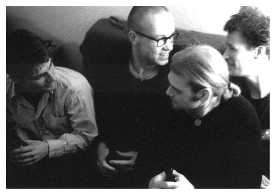Benjamin moin moin mit dem Bus Stolz, Marcus Quarcus Möller, Jens Paulsinho und Thomas Darth Grund. 2000.