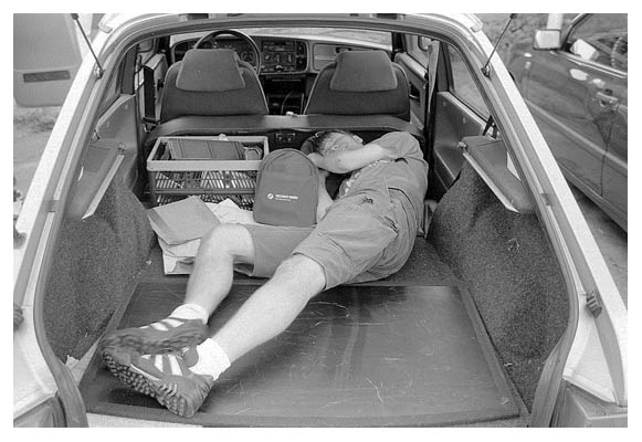 Dehn&uuml;bungen im Saab. 2003.