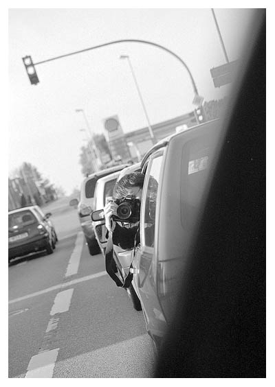 Tobi dr&uuml;ckt nicht vor mir ab. 2003.