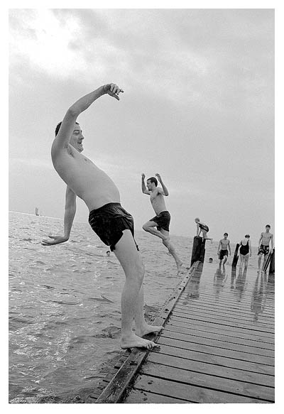 F&auml;llt Tobi? Springt Benni noch h&ouml;her? 2003.