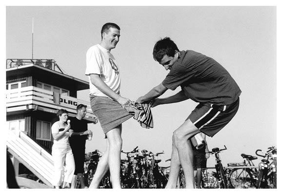 Noch lacht er. 2002.