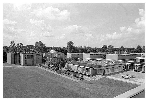 Die TSS vom Hallendach fotografiert. 2003.