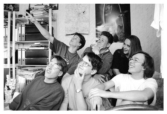 Oben Tamara, Franz, Momke. Unten: Flo, Tormaschine und Han. Schluchz.