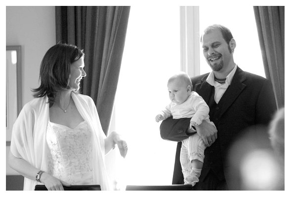 Mone, Johanna, Jens. 2006.